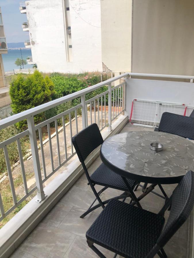 Joannas 2Brooms Sea Apartment Peraía Exteriör bild